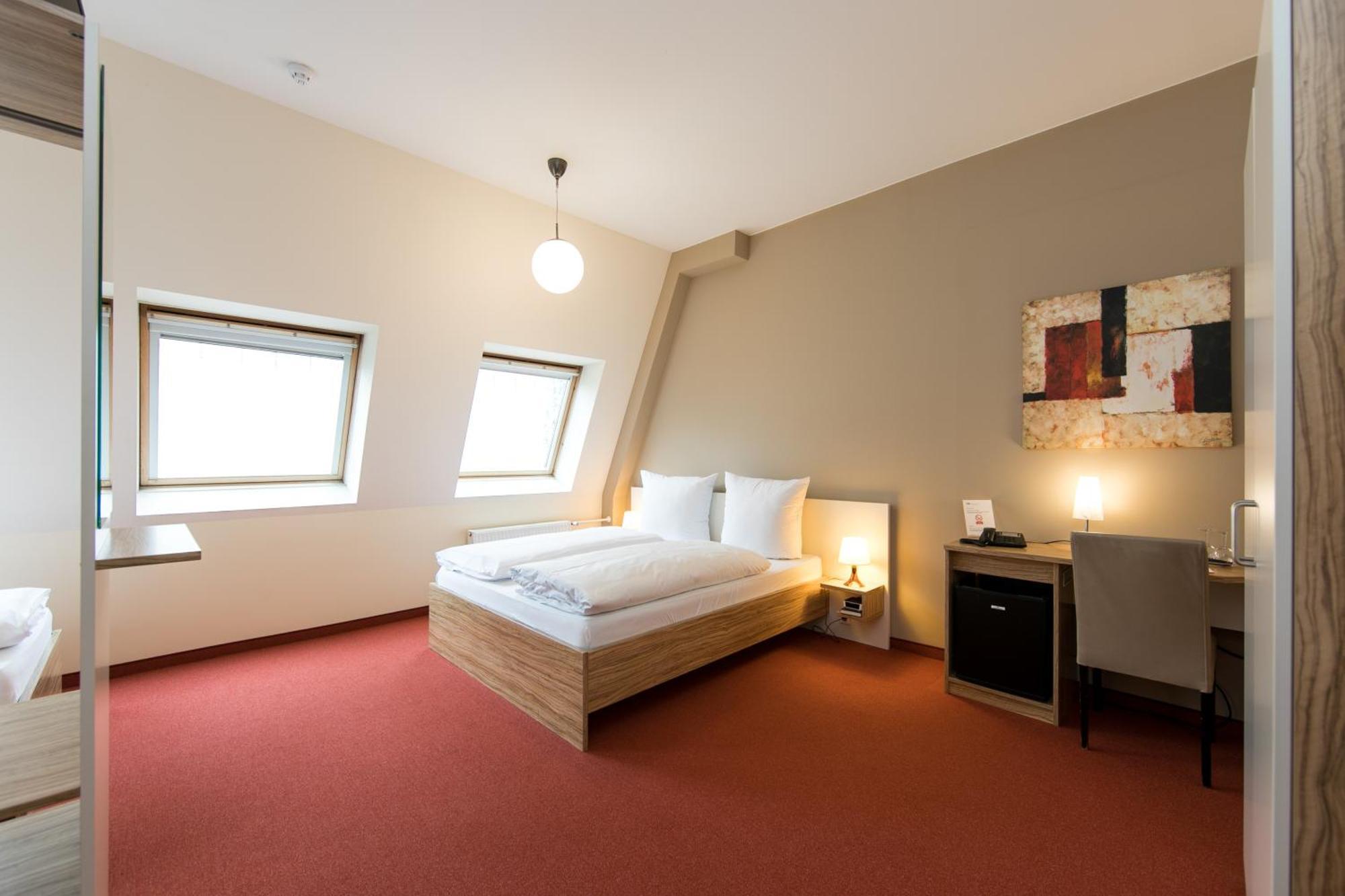 Nu Wave Hotel Berlin - Digital Check-In 2025 Phòng bức ảnh