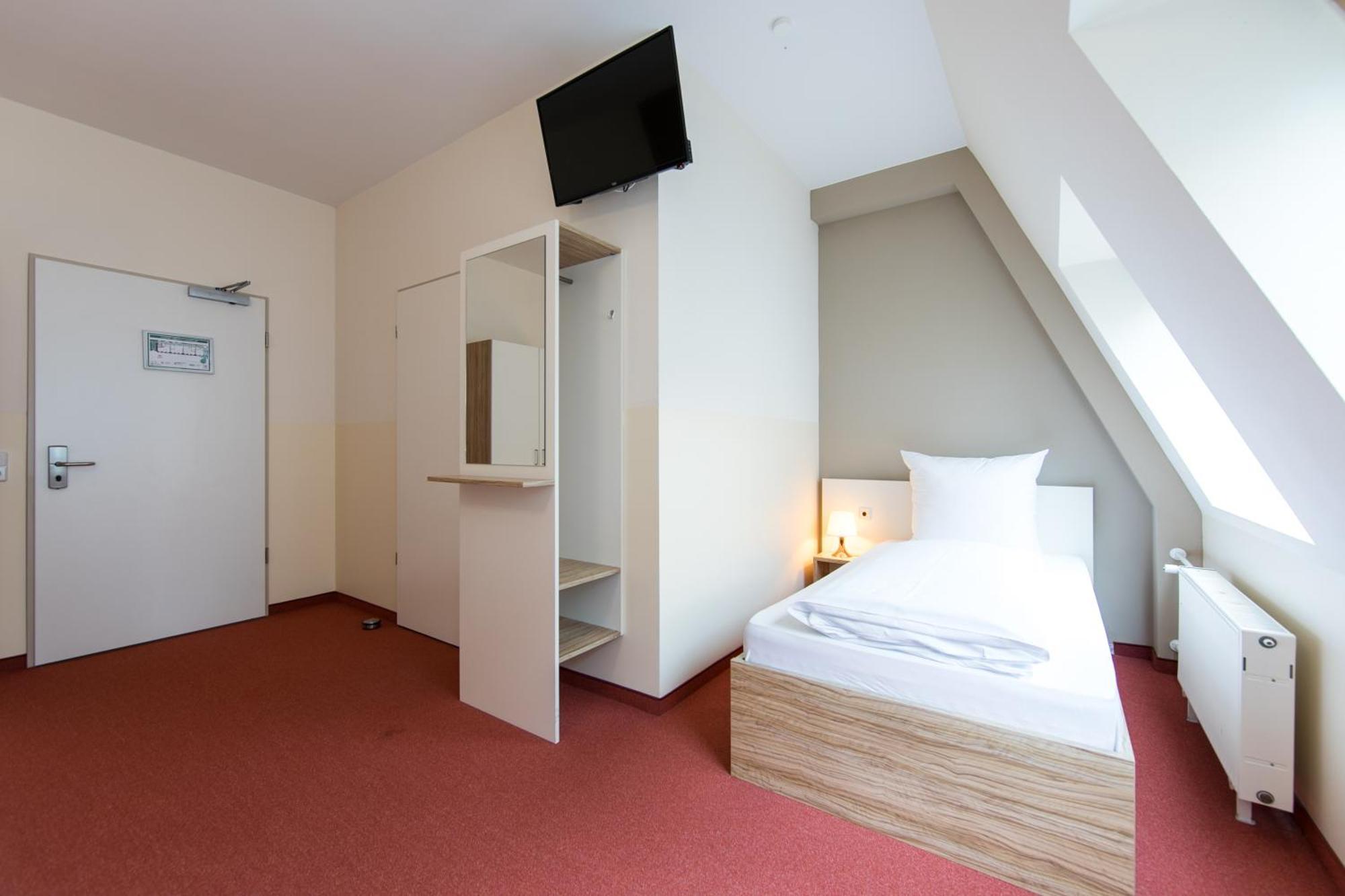 Nu Wave Hotel Berlin - Digital Check-In 2025 Phòng bức ảnh