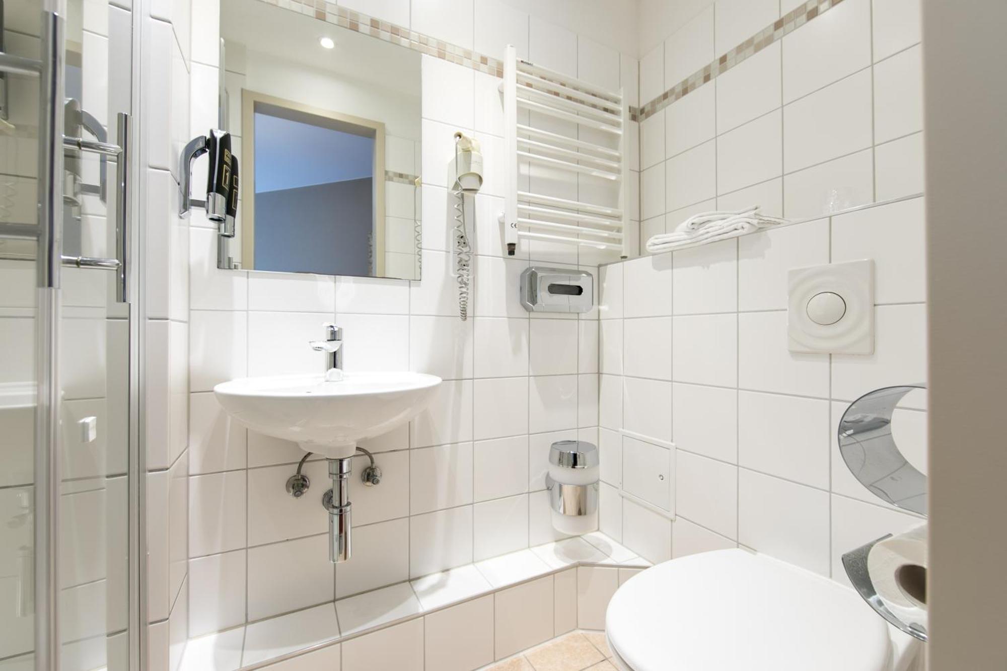 Nu Wave Hotel Berlin - Digital Check-In 2025 Phòng bức ảnh